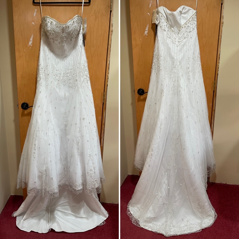 Demetrios Style 980 Wedding Dress